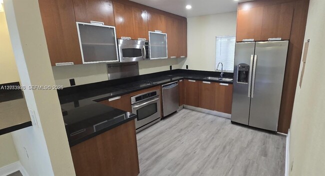 1259 NW 34th Ave