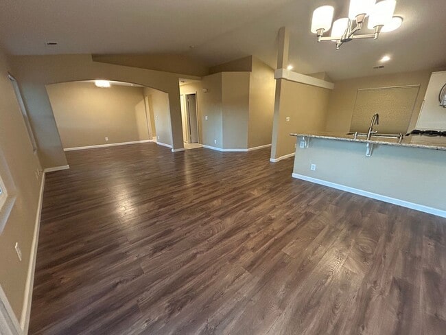 Photo - Great Family Home in Fantastic Hollister Neighborhood!