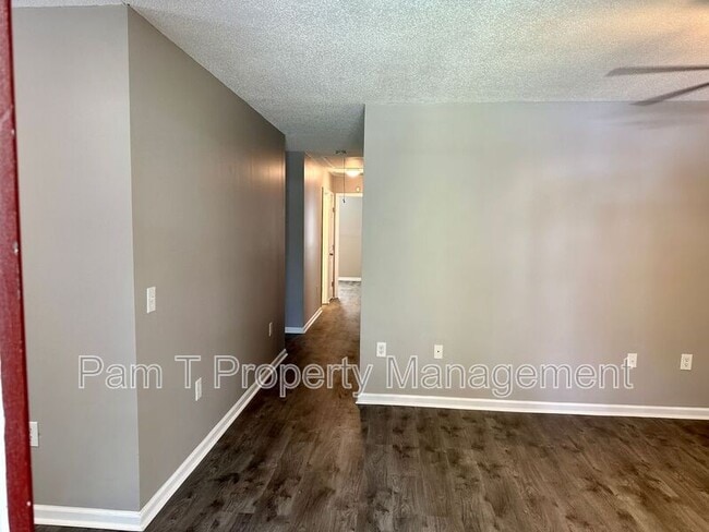 Photo - 2607 Bismark Ave