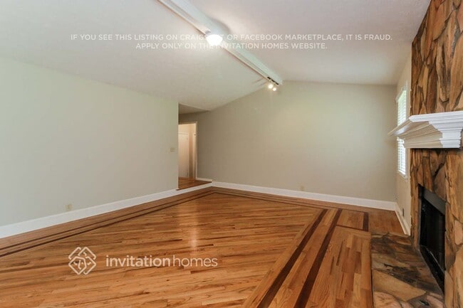 Photo - 1130 Guernsey Dr