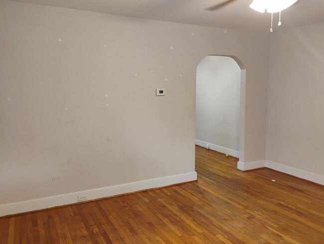Photo - 1007 Rosehill Ave