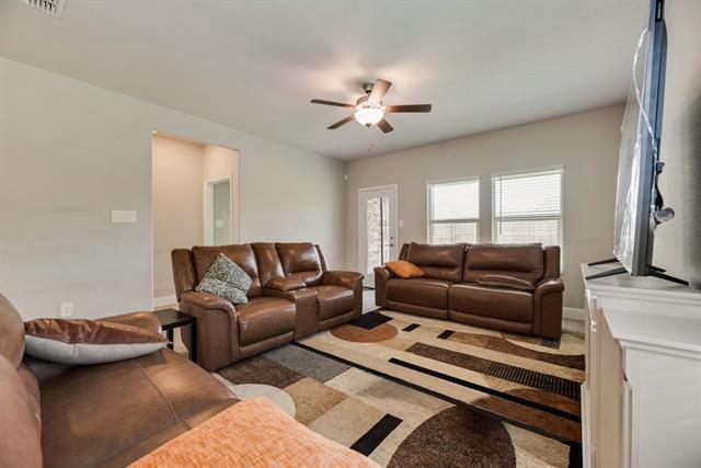 Photo - 605 Willet Dr