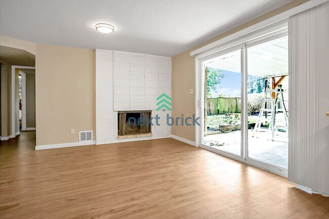 Photo - Charming 4 Bed 2 Bath Single Family for Re...