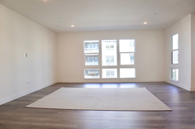 Photo - State of the Art Condo located in Fremont! – Metro West Community! Unit 301