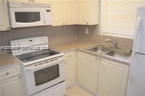 Photo - 1370 NE 119th St Unidad 137004