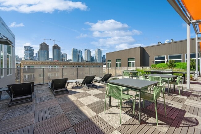 SouthLakeUnion_amenity_roof deck (3)