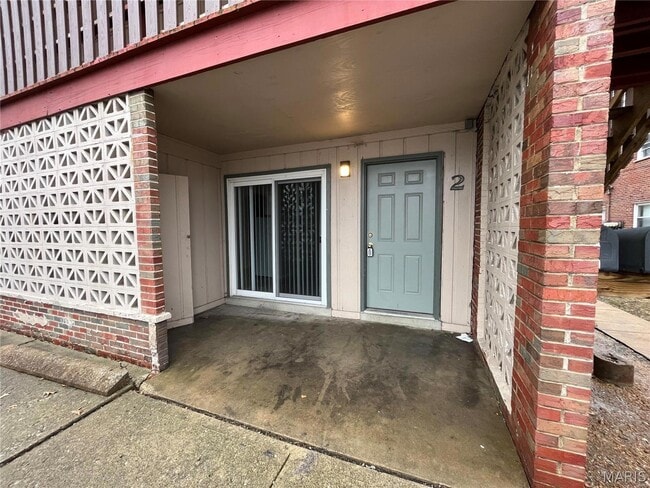 Photo - 103 E 7th St