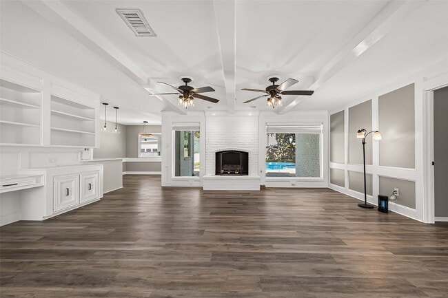 Photo - 919 Longview Dr