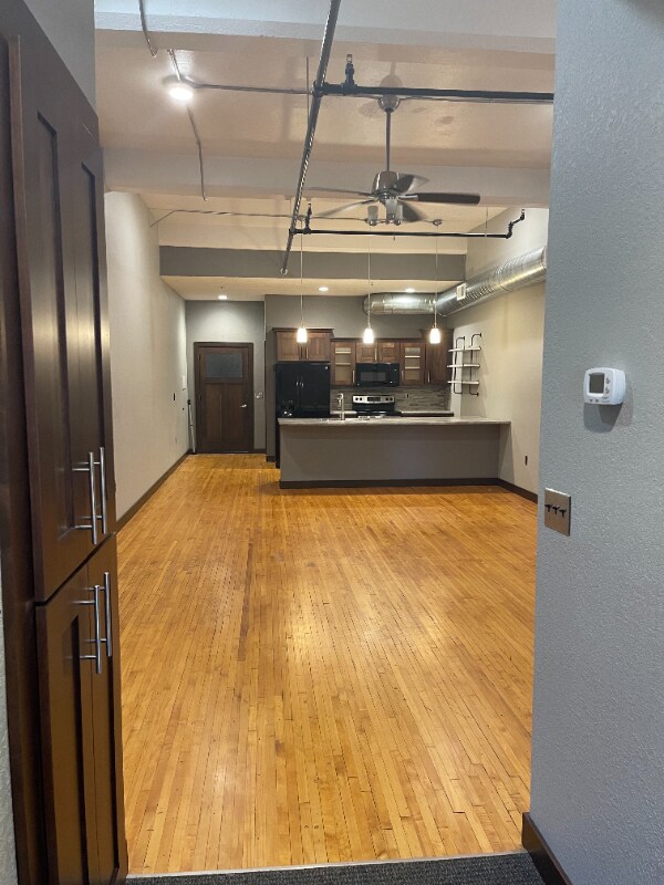 Photo - 128 S Santa Fe Ave