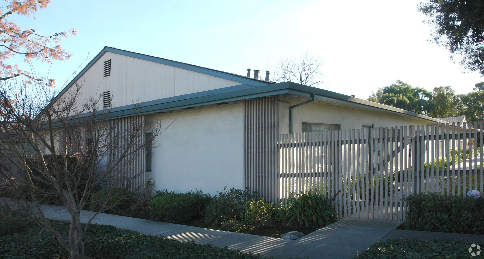 Photo - Oak View Apartments