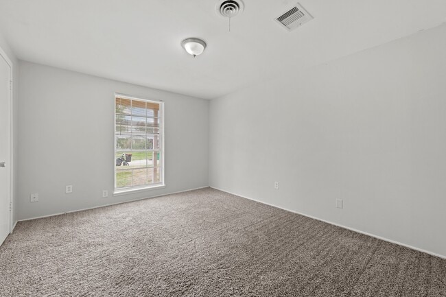 Photo - 408 Grantham Rd