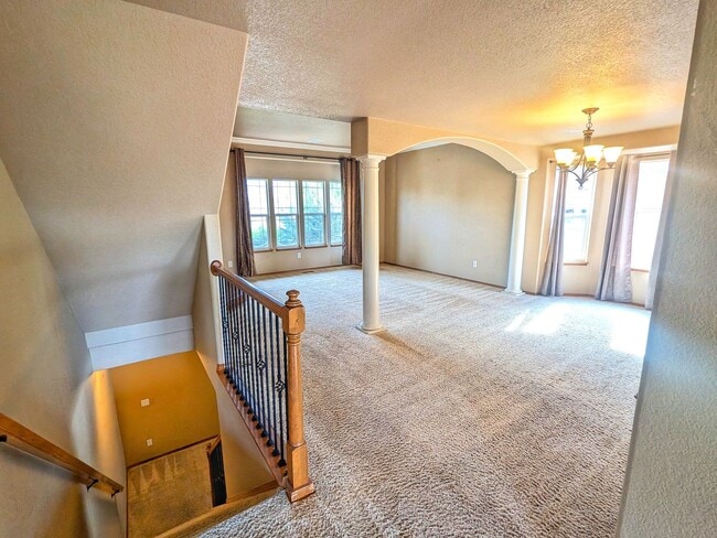 Photo - Gorgeous 5b 3b Single Family Home w/ a View