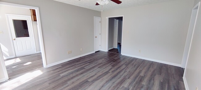 Photo - 4501 Plainview Ct