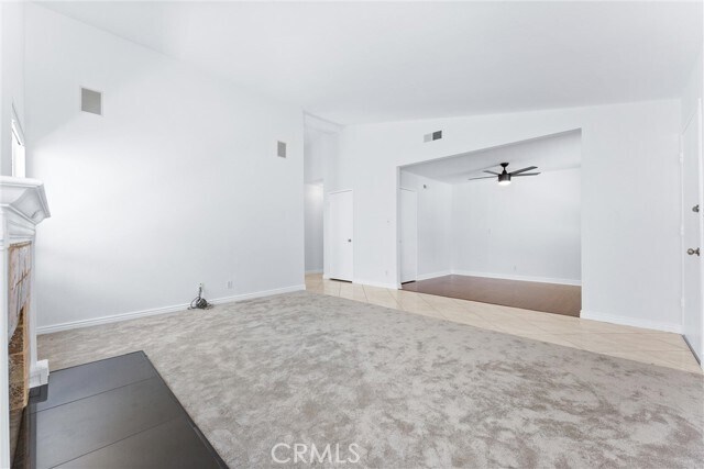 Photo - 25532 MacKenzie St Casa