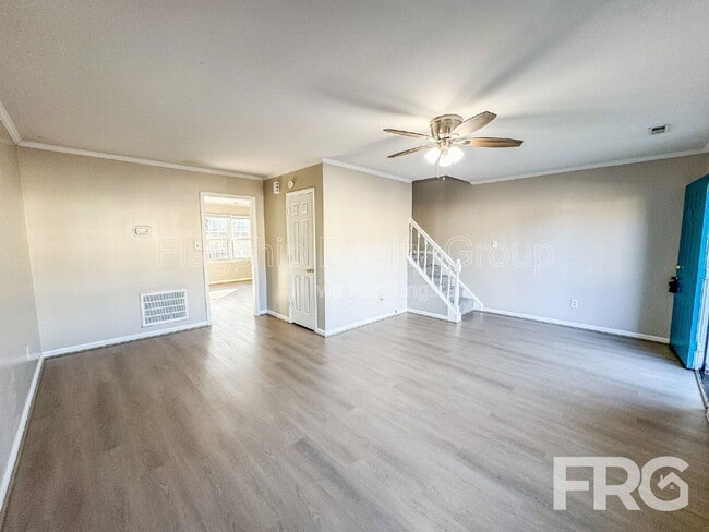 Photo - 2700 Thackery Rd