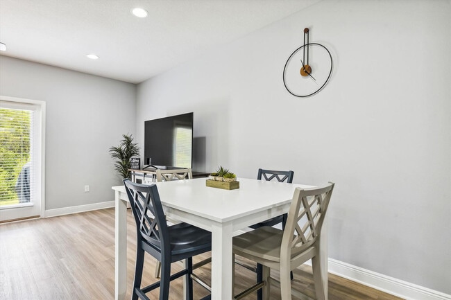 Photo - 7664 Shadow Lake Dr Unit SI ID1523352P