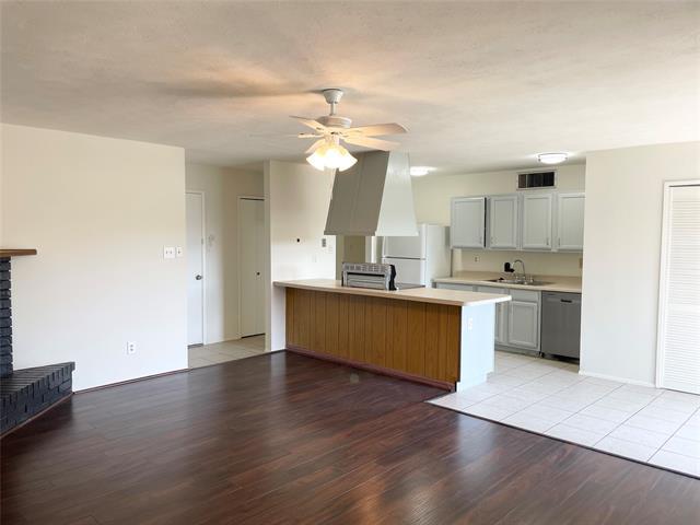 Photo - 612 Valley View Dr