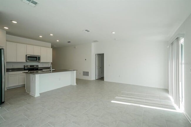 Photo - 167 Pershing St