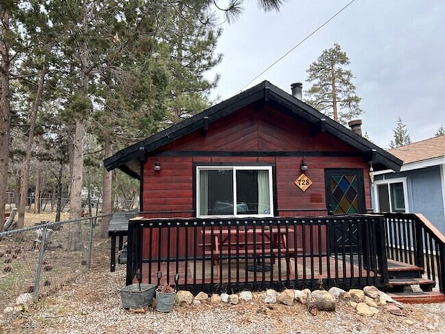 Building Photo - 1 Bedrooms with laundry Rental