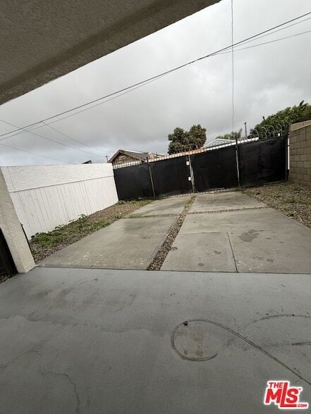 Photo - 8624 Graham Ave Unit A