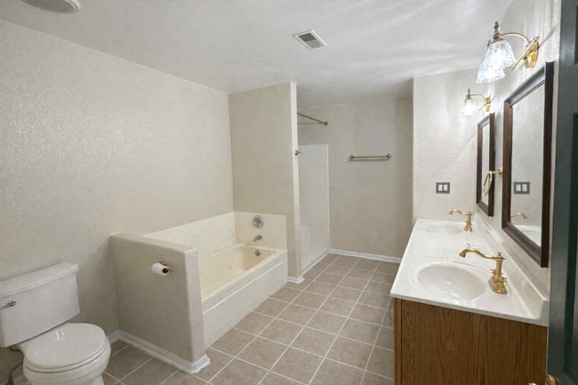 Photo - 83 Verbena Rd