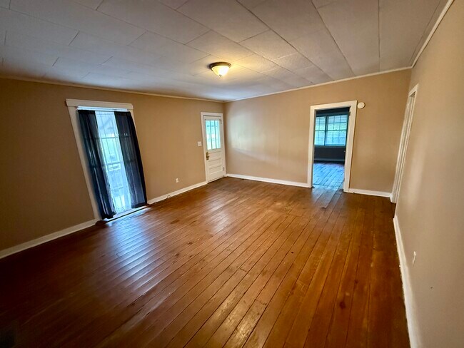 Photo - 340 N Elbert St