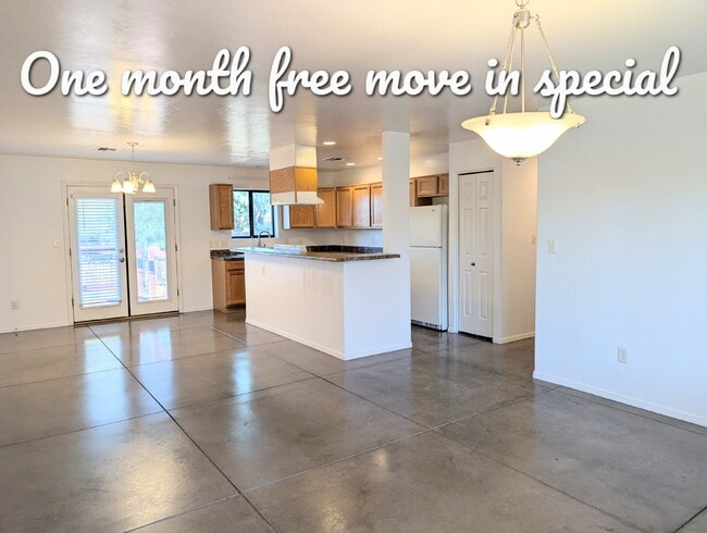 Building Photo - Move in October and get November rent FREE... Unit 2
