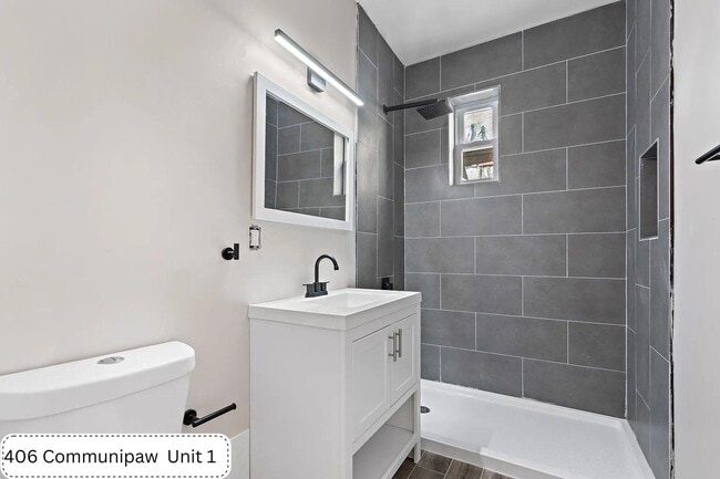 Photo - 406 Communipaw Ave Unidad 1