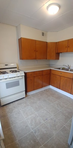 Photo - 4 Shabbona St Unidad 4