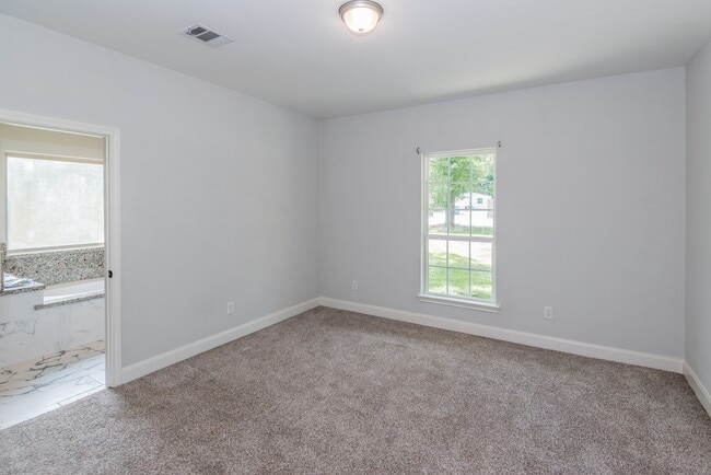 Photo - 7705 Pin Oak St