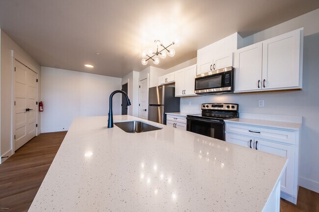 Photo - 2 bed 1 bath Modern Apartment - 1025 sqft Unit 207