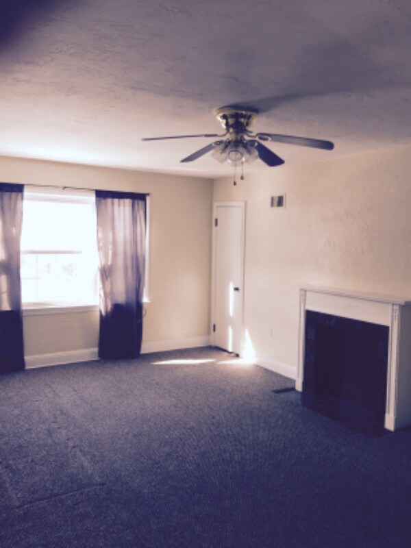 Photo - 1037 6th St W