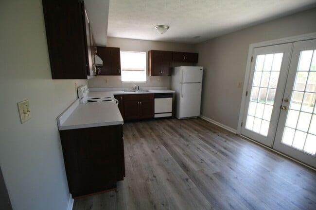Photo - North Point Townhome                   260408