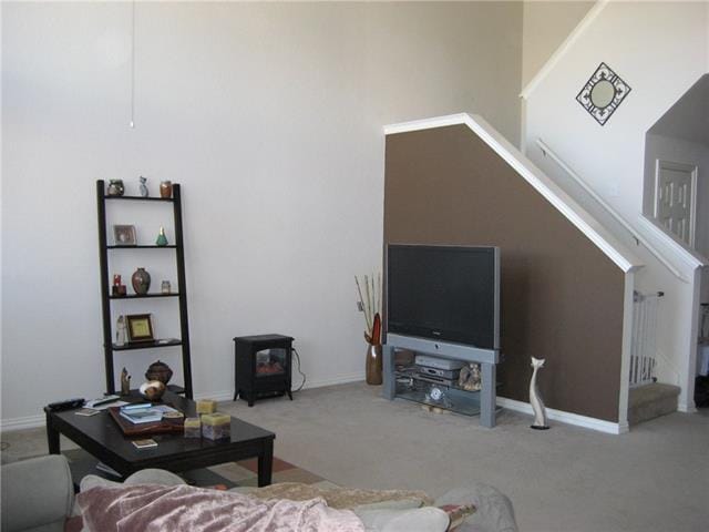 Photo - 909 Avondale Ln