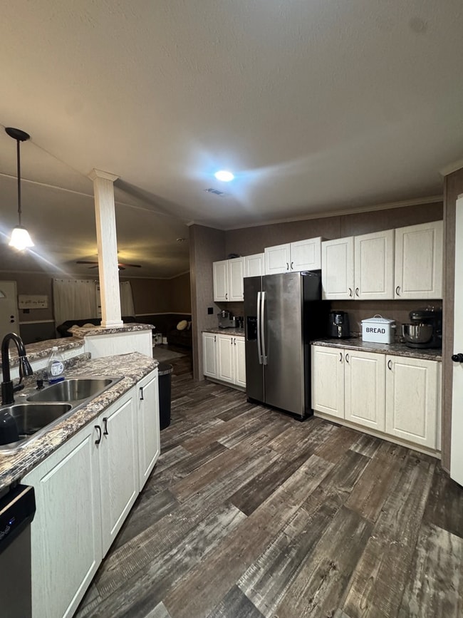 Photo - 4009 Northbrook Ln