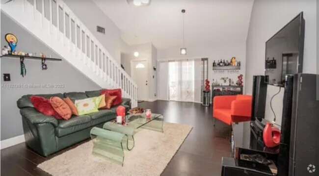 Building Photo - 3324 NW 101st Ave Rental