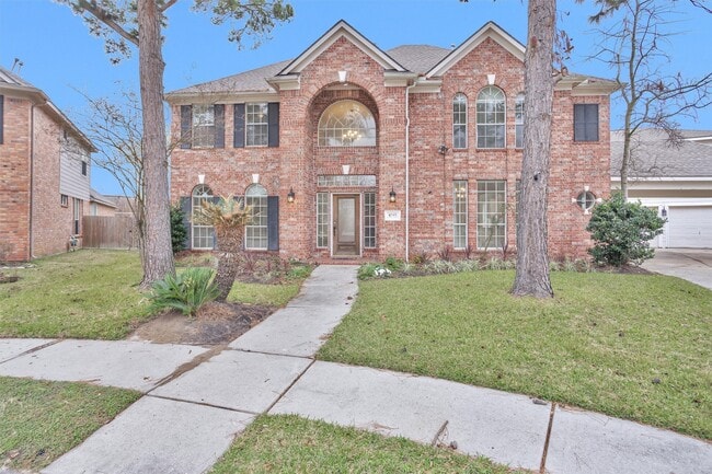 Photo - 1010 Maple Run Dr