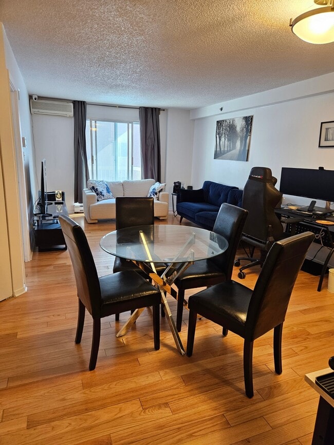 Photo - 10100 Rue Paul-Comtois Unité 208