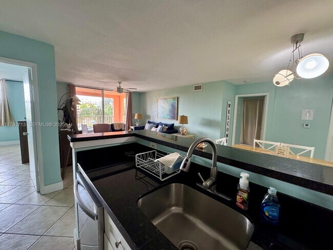 Photo - 19501 E Country Club Dr Unidad 9503