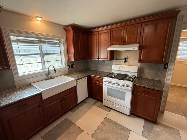 Photo - 1616 Rio Vista Ave