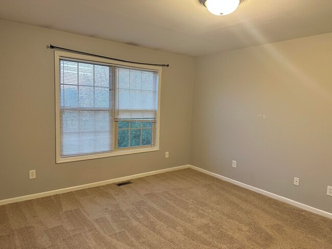 Photo - 3804 Pinecrest Way