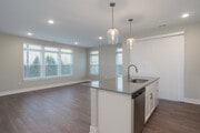 2BR, 2BA - 1315SF