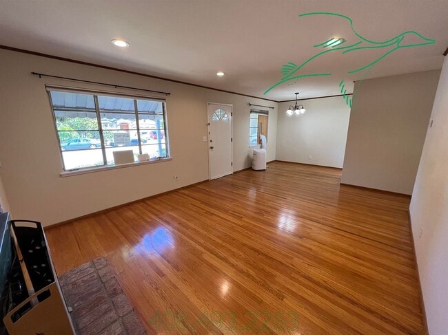 Photo - 7941 Woodlark Way