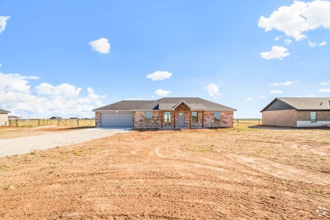 Building Photo - New Construction Home In Idalou ISD!