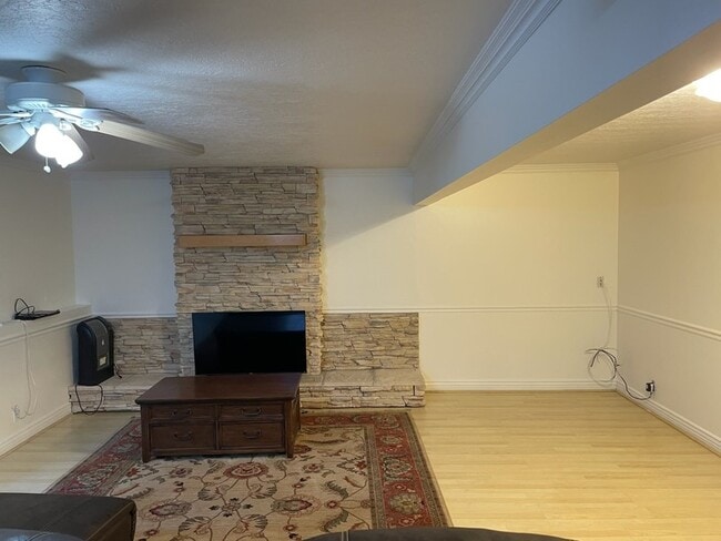 Photo - 2941 Robidoux Rd
