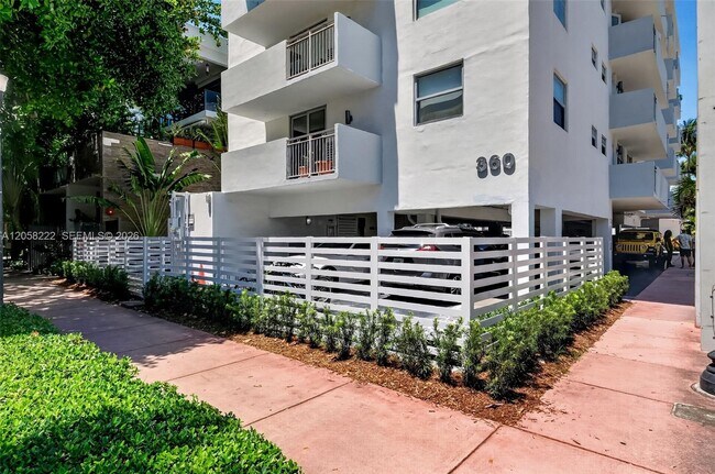 Building Photo - 360 Meridian Ave Unit 3E