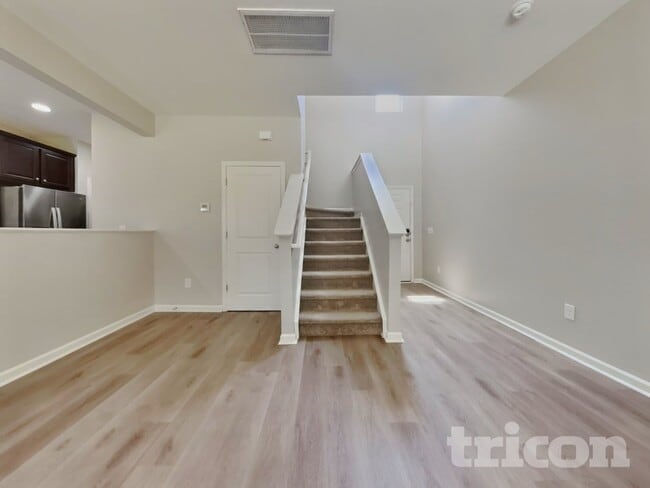 Photo - 5007 Red Poll Dr