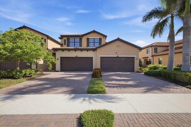 Building Photo - 10792 Tarflower Dr Unit 102