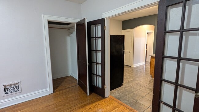 Photo - 5042 Mardel Ave Unit 5044 1F