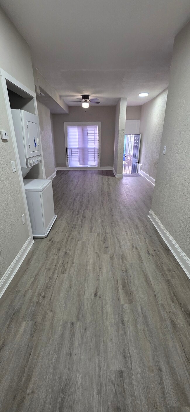 Photo - 3423 E Lombard St